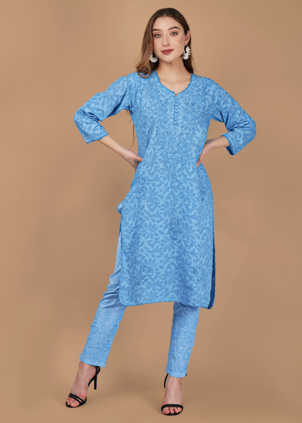 Braso Cotton Hand Embroidered Chikankari Kurta With Trouser