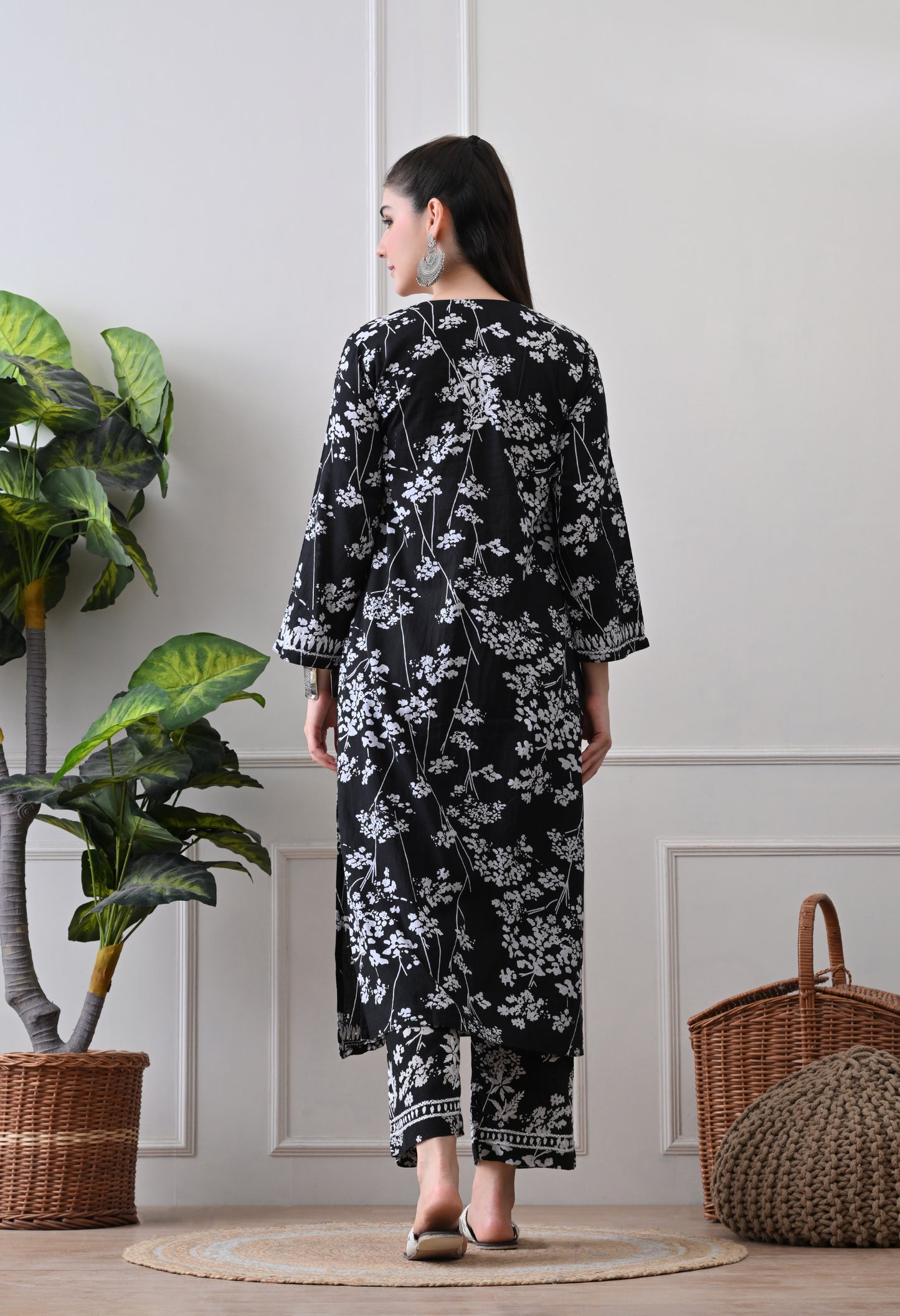 Hand Embroidered Chikankari Mulmul Plazo Set – Floral Delight Black