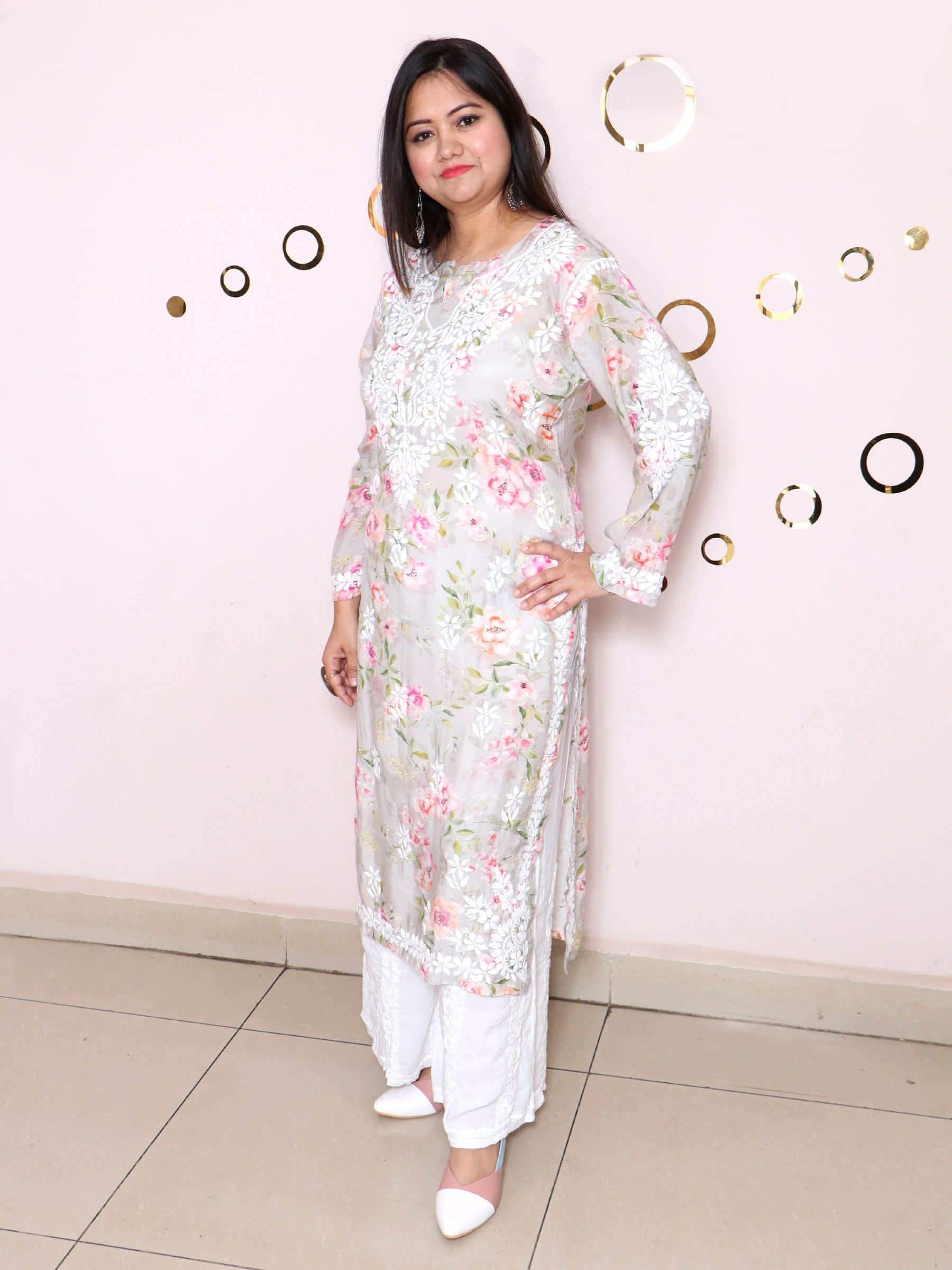 Muslin Hand Embroided Lucknow Chikankari Printed Straight Pink Kurta.
