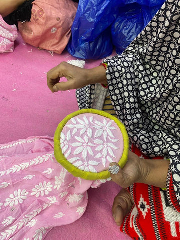 Meet the artisans behind Syrish. Learn to identify authentic Lucknowi Chikankari, explore our sustainable craft impact, and shop premium hand-stitched sets