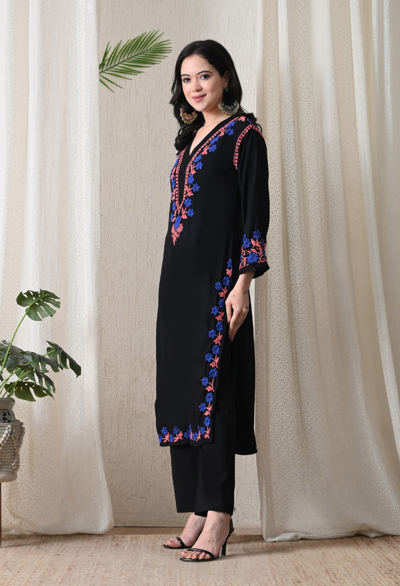 Hand Embroidered Chikankari Rayon Kurta with Floral Thread Work – Blue
