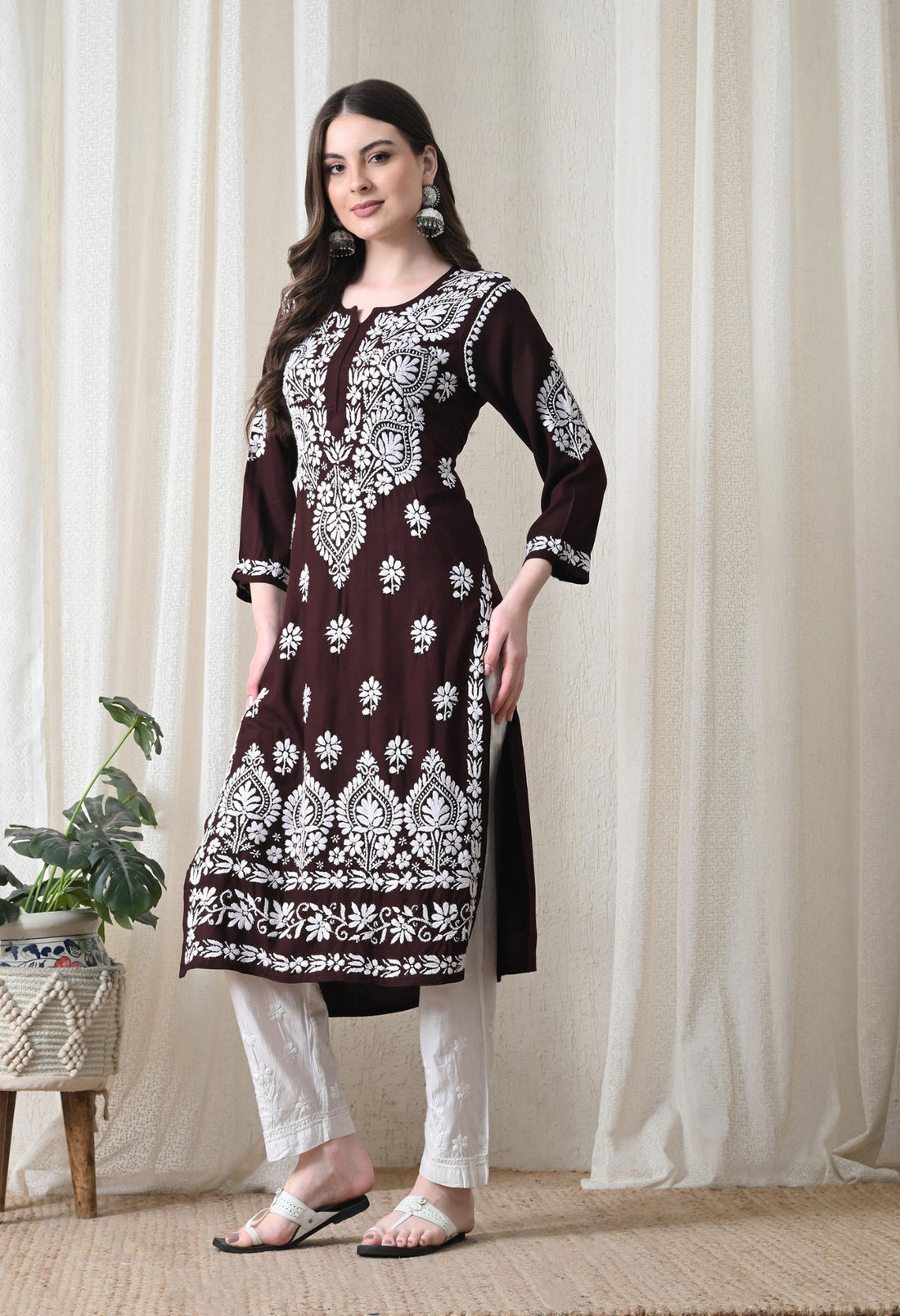 Brown & White Hand-Embroidered Chikankari Rayon Straight Kurta