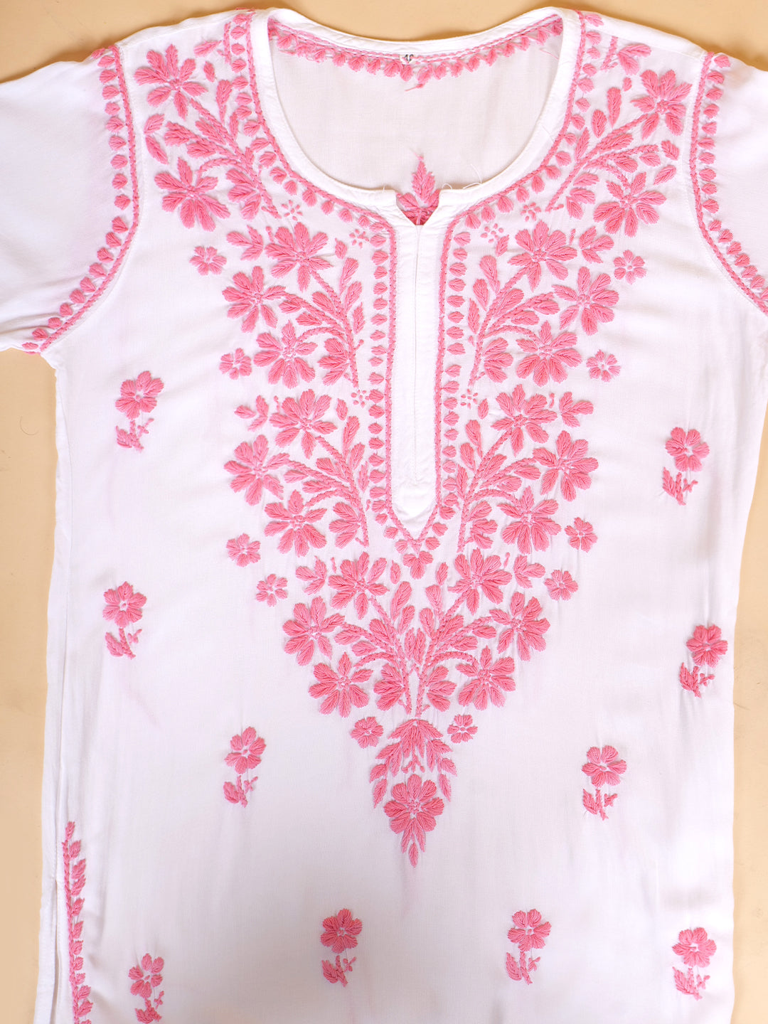 Handmade Lucknow Chikankari Off-White Kurta with Pink Thread work