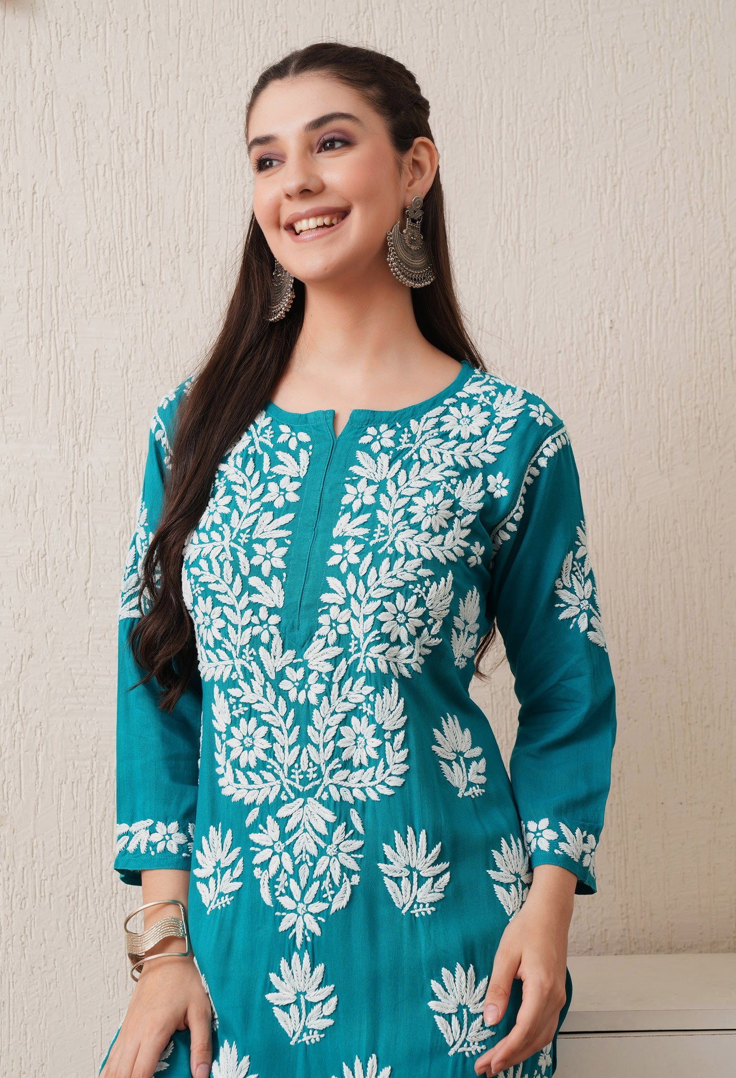 Firozi Hand-Embroidered Rayon Chikankari Straight Kurta