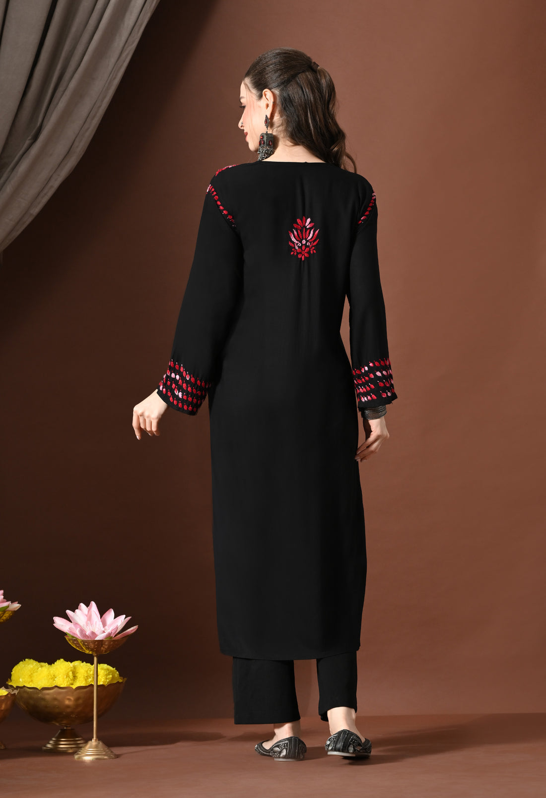 Syrish Elegance Handcrafted Rayon Chikankari Set – Red