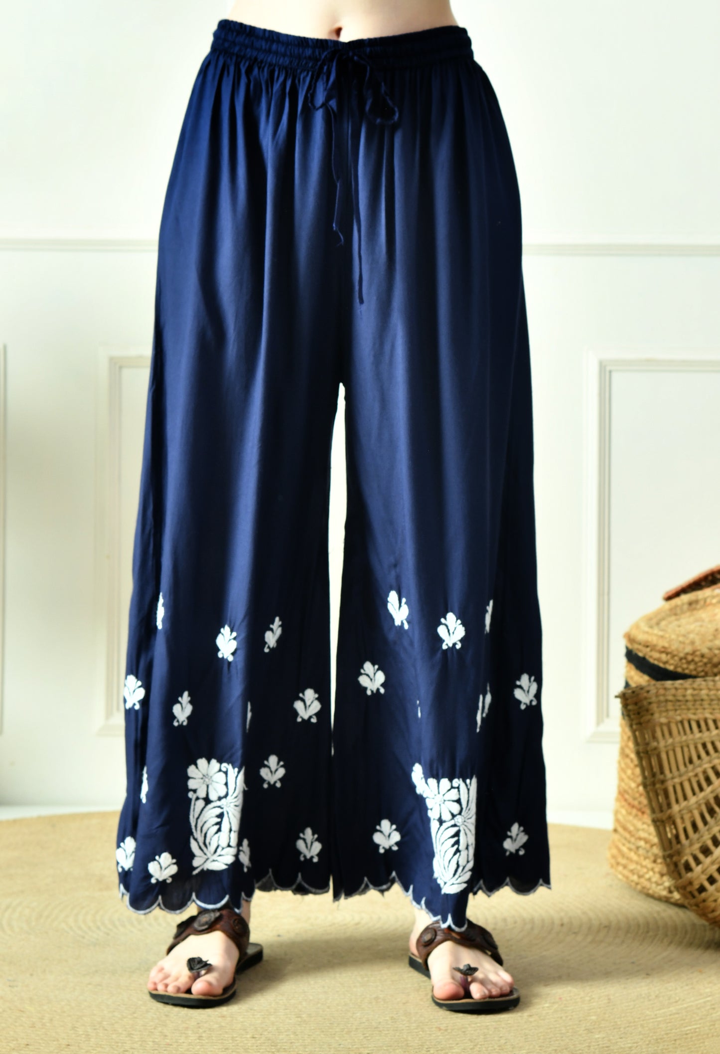 Royal Bloom Hand Embroidered Chikankari Cutwork Set