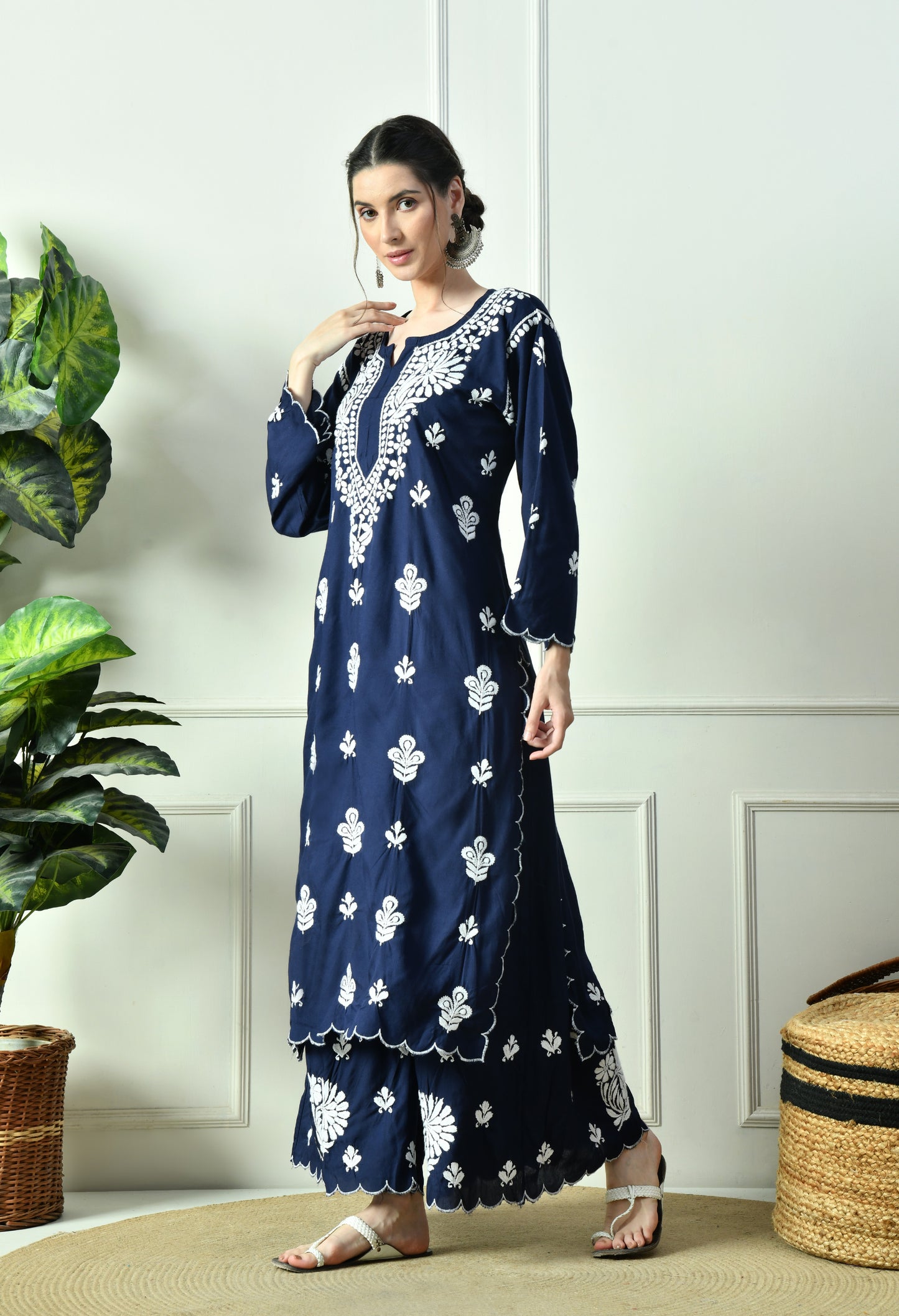 Royal Bloom Hand Embroidered Chikankari Cutwork Set