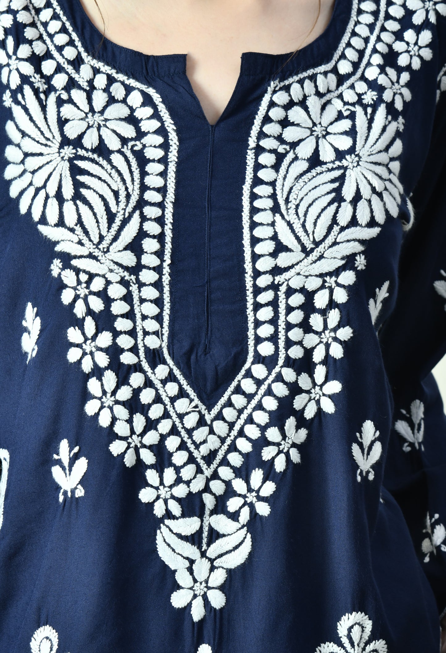 Royal Bloom Hand Embroidered Chikankari Cutwork Set