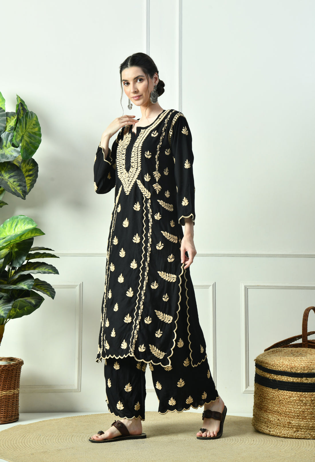 Black Beauty Vibrant Chikankari Set- Brown