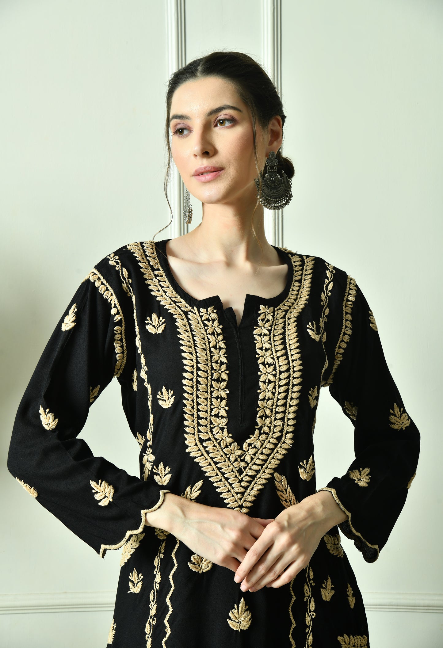 Black Beauty Vibrant Chikankari Set- Brown