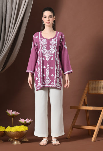Lucknowi Chikankari Short Kurta in Rayon – Onion Pink