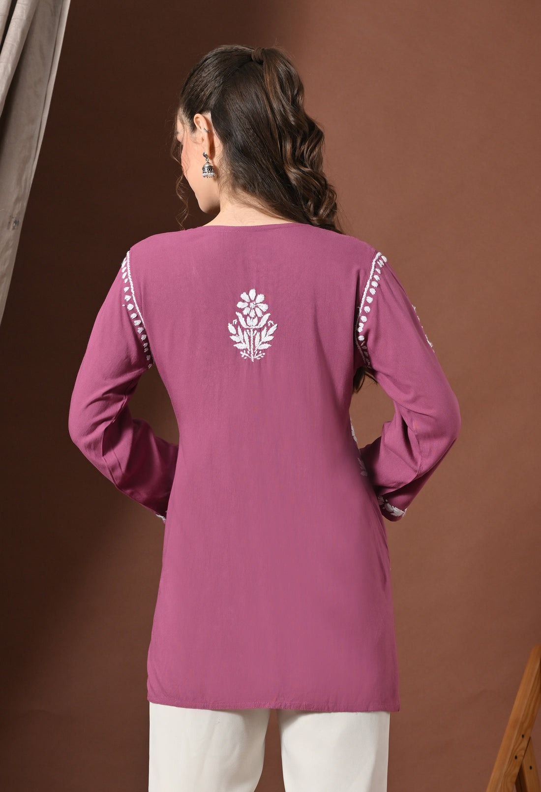 Lucknowi Chikankari Short Kurta in Rayon – Onion Pink