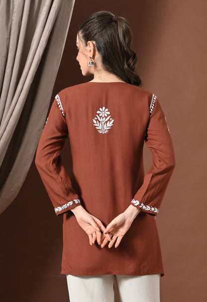 Lucknowi Chikankari Short Kurta in Rayon – Brown & White Floral Embroidery