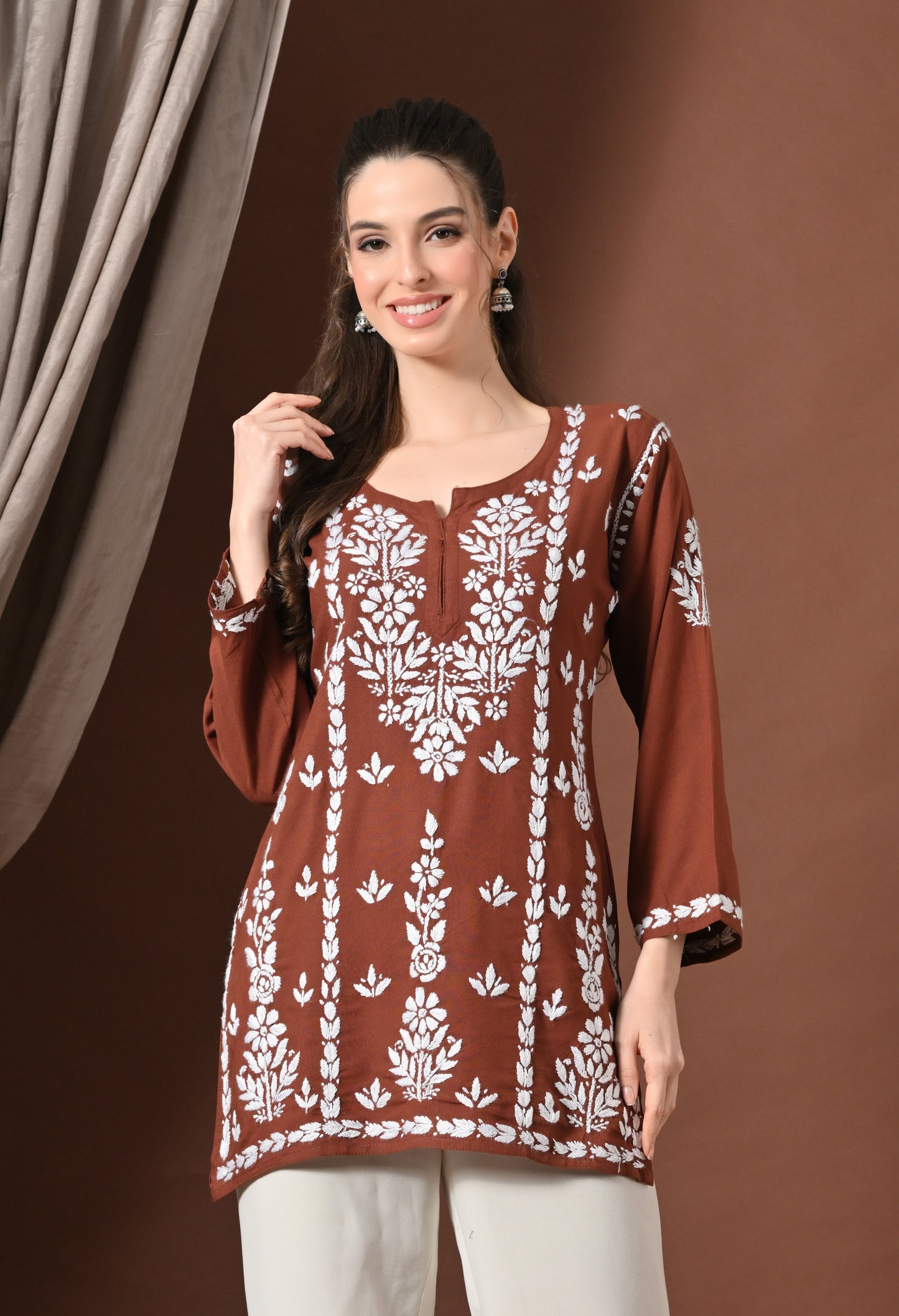 Lucknowi Chikankari Short Kurta in Rayon – Brown & White Floral Embroidery