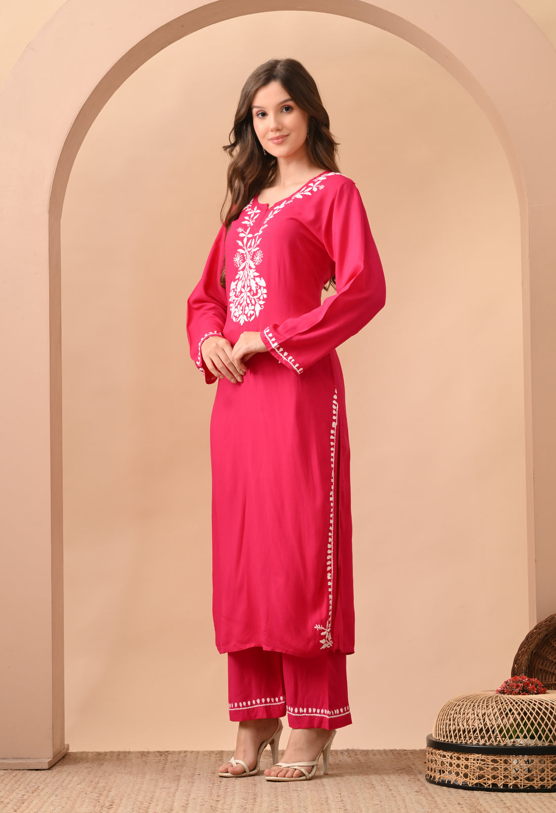 Hand-embroidered Lucknowi Chikankari Kurta Plazo Set – Pink & White