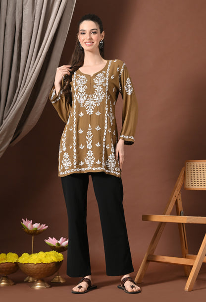 Lucknowi Chikankari Short Kurta in Rayon – Taupe