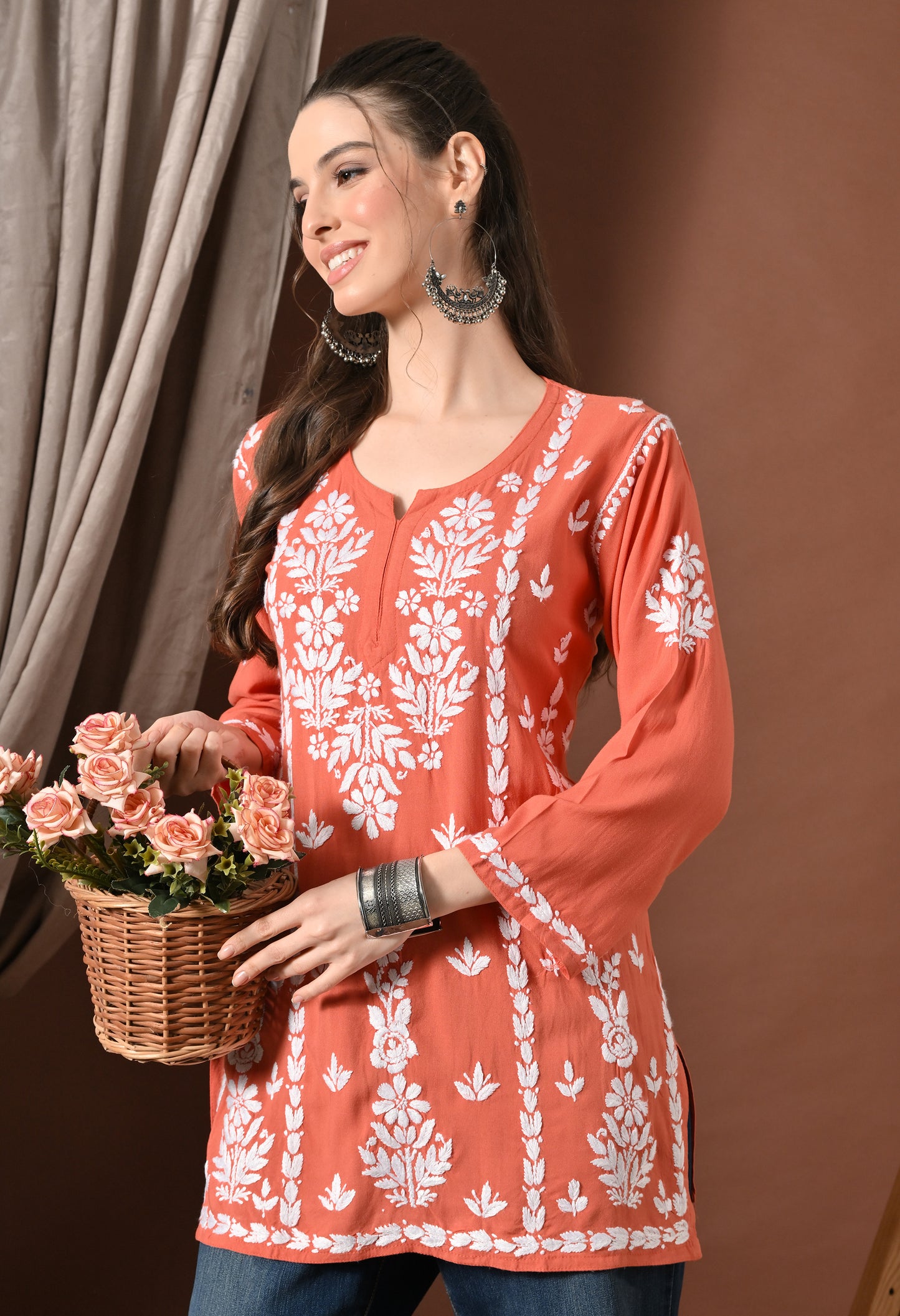 Lucknowi Chikankari Short Kurta in Rayon – Peach