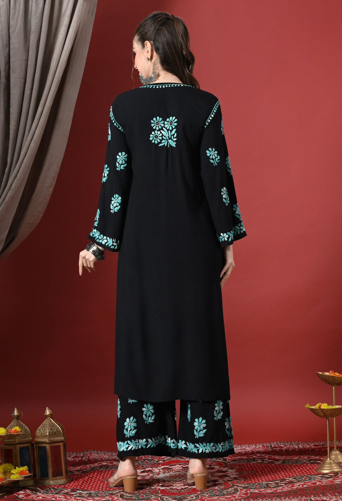 Syrish Elegance Handcrafted Rayon Chikankari Set-Blue