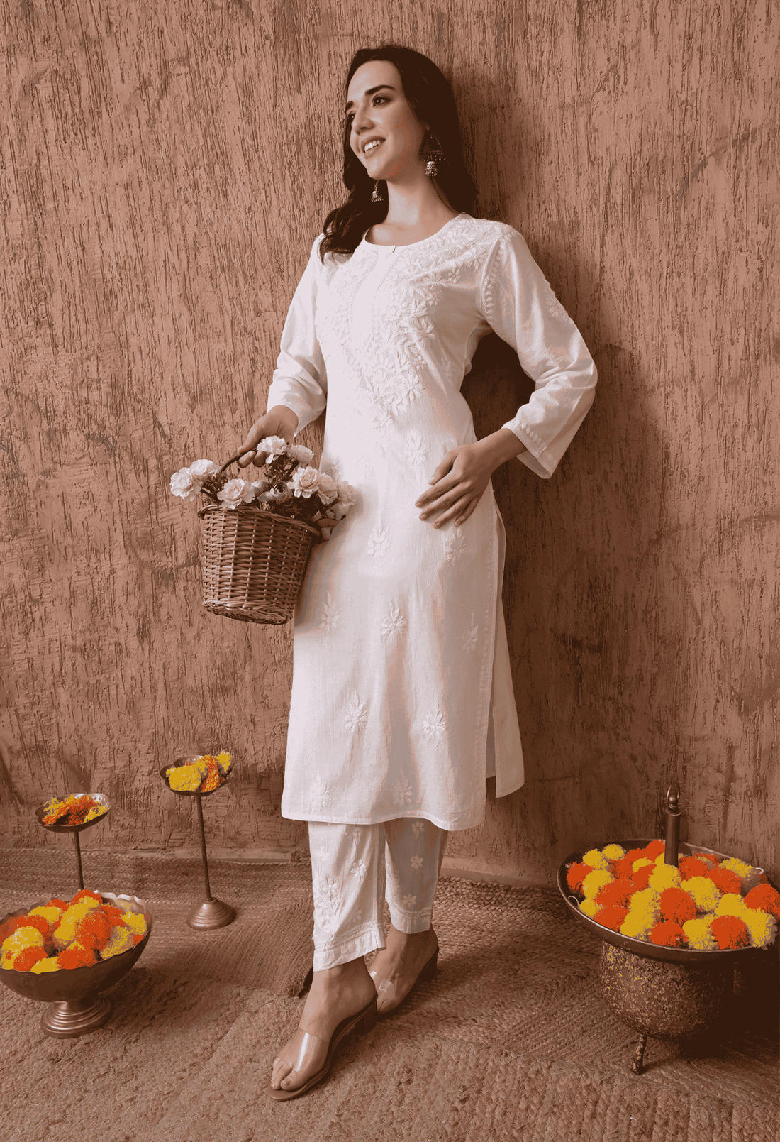 Women Classic Lucknowi Chikankari Ethnic Hand Embroidered Straight Kurta